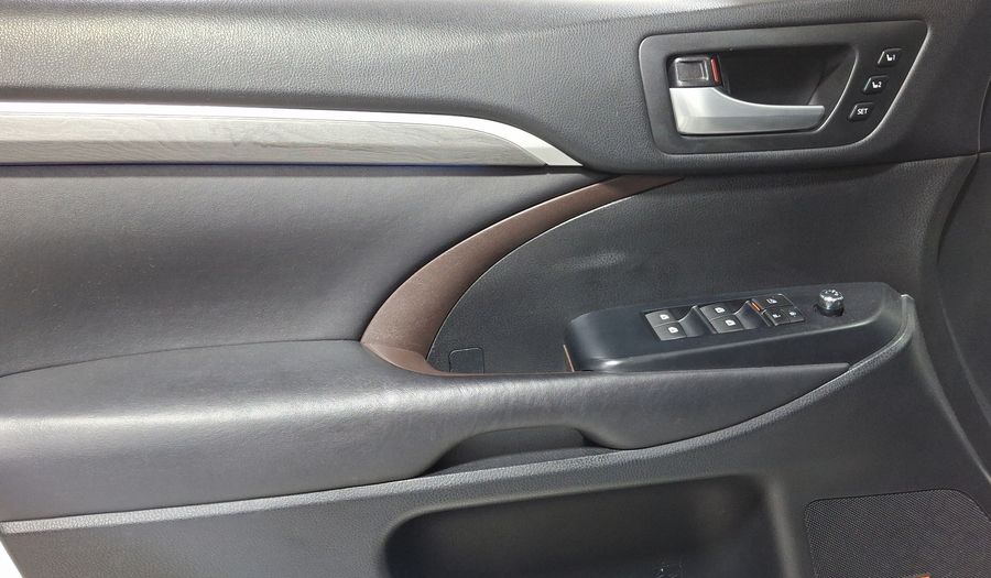 Toyota Highlander 3.5 LIMITED PANORAMA ROOF AT Suv 2017