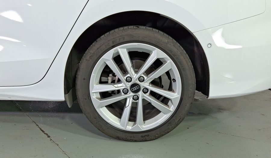 Audi A3 1.4 35 TFSI SELECT AUTO Sedan 2025