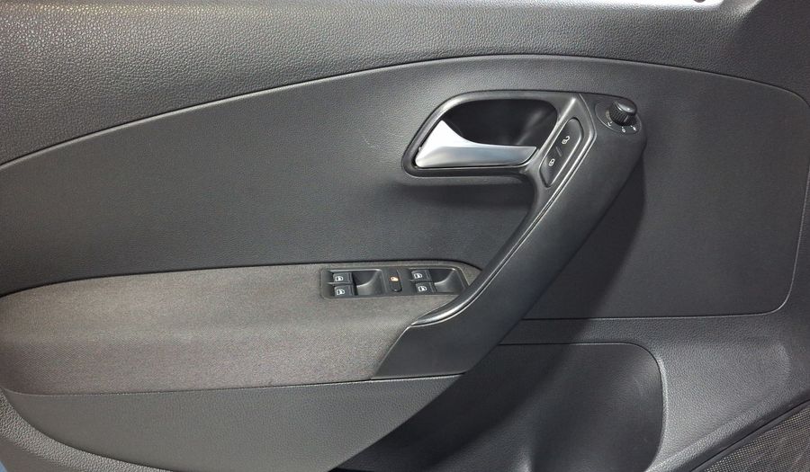 Volkswagen Polo 1.6 DESIGN & SOUND Hatchback 2019