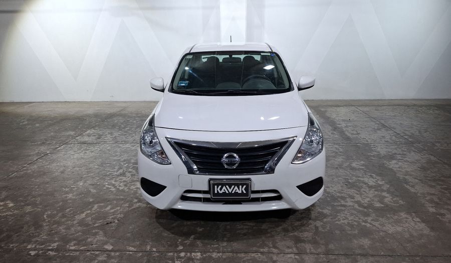 Nissan Versa 1.6 SENSE TA AC Sedan 2015