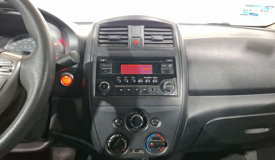 Nissan Versa 1.6 SENSE TA AC Sedan 2015