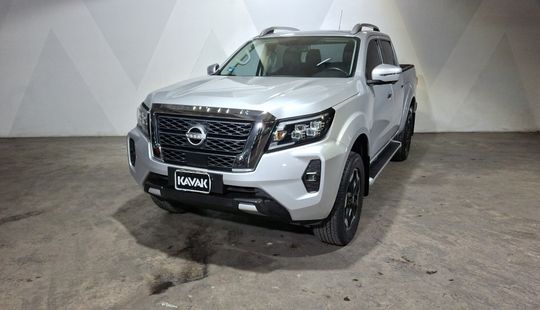 Nissan • Frontier