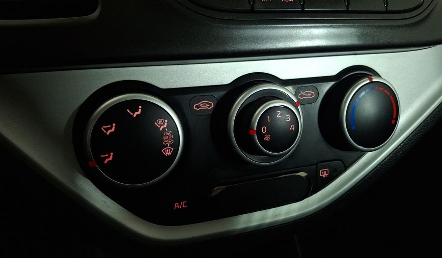 Kia Morning 1.2 EX FULL Hatchback 2017