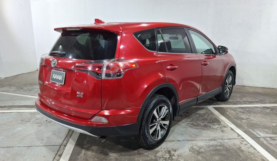 Toyota Rav4 2.5 XLE AWD AT Suv 2016