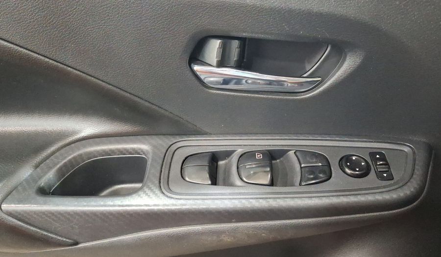 Nissan Versa 1.6 ADVANCE CVT Sedan 2020