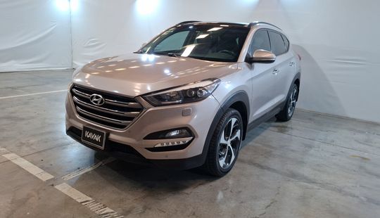 Hyundai • Tucson