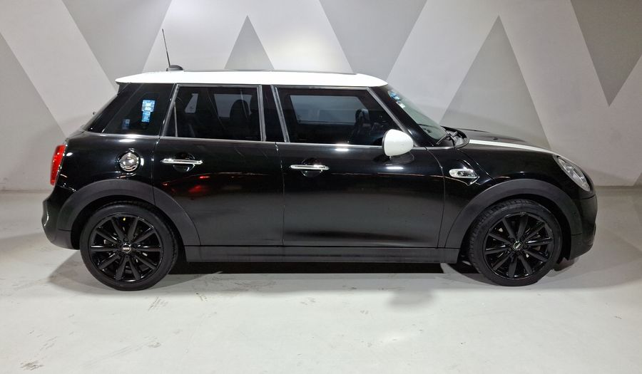 Mini Cooper S 2.0 COOPER HOT CHILI AT Hatchback 2017