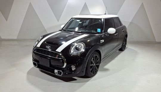 Mini • Cooper S