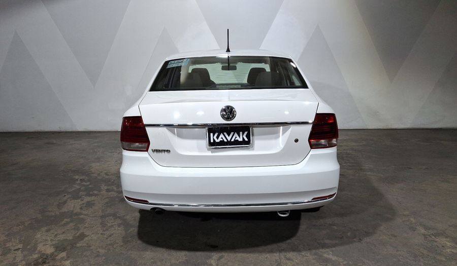Volkswagen Vento 1.6 COMFORTLINE TIPTRONIC Sedan 2018