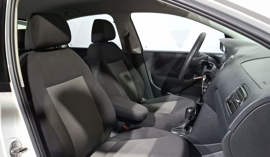 Volkswagen Vento 1.6 COMFORTLINE TIPTRONIC Sedan 2018