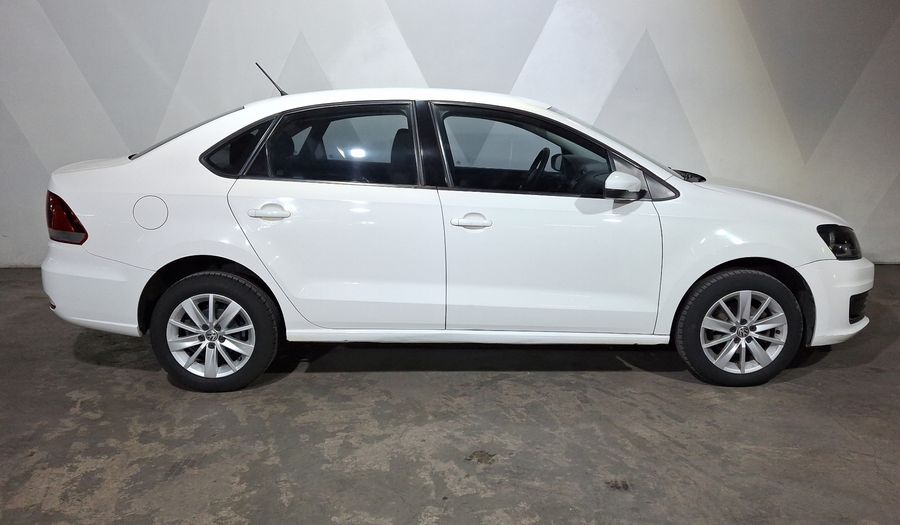 Volkswagen Vento 1.6 COMFORTLINE TIPTRONIC Sedan 2018