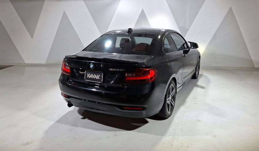 Bmw Serie 2 2.0 220IA SPORT LINE Coupe 2016