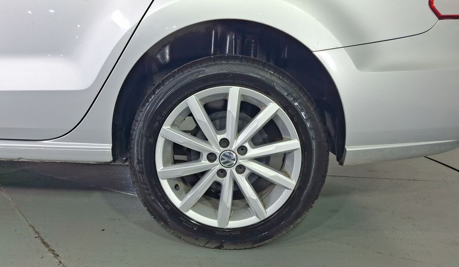 Volkswagen Vento 1.6 HIGHLINE AUTO Sedan 2020
