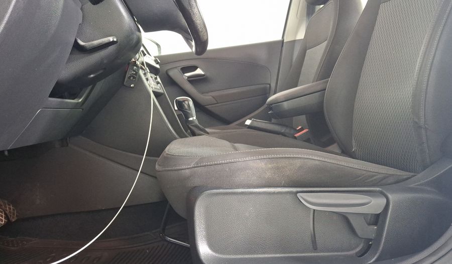 Volkswagen Vento 1.6 HIGHLINE AUTO Sedan 2020
