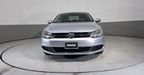 Volkswagen Jetta 2.5 STYLE ACTIVE MT Sedan 2011