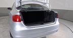 Volkswagen Jetta 2.5 STYLE ACTIVE MT Sedan 2011
