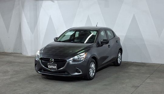 Mazda • Mazda 2