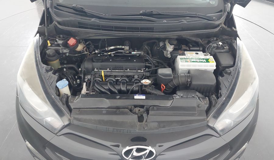 Hyundai Hb20 1.6 COMFORT STYLE AUTO Hatchback 2013