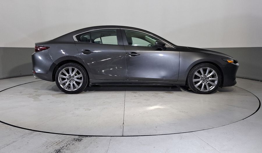 Mazda 3 2.5 I SPORT Sedan 2021