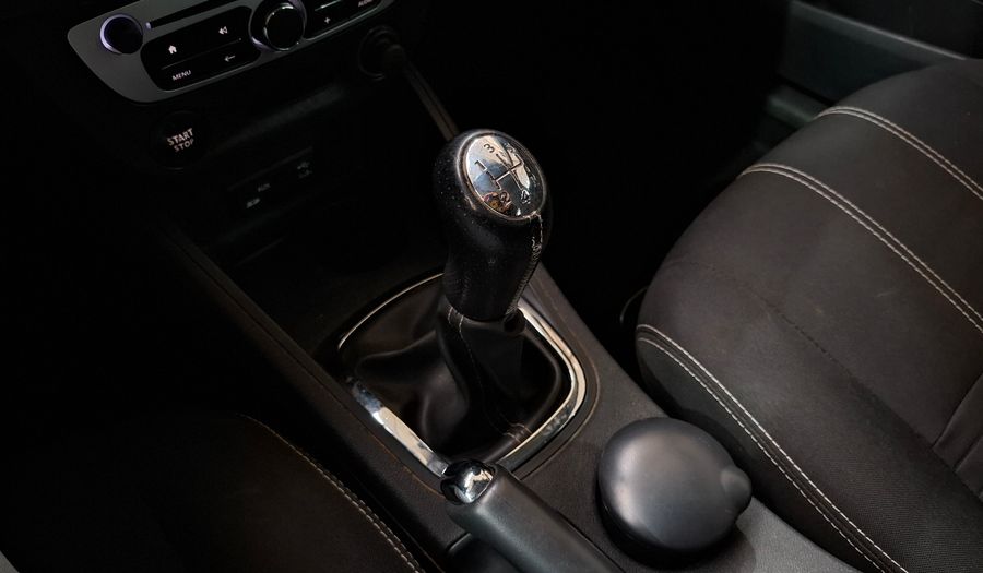 Renault Megane 1.6 MEGANE III LUXE PACK Hatchback 2015
