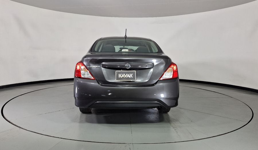 Nissan Versa 1.6 SENSE AUTO Sedan 2018