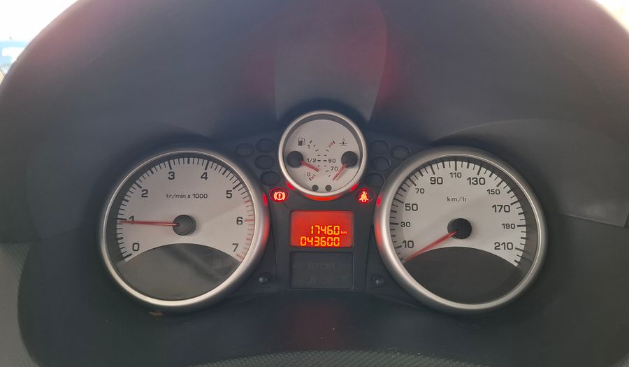Peugeot 207 1.4 ACTIVE Hatchback 2015