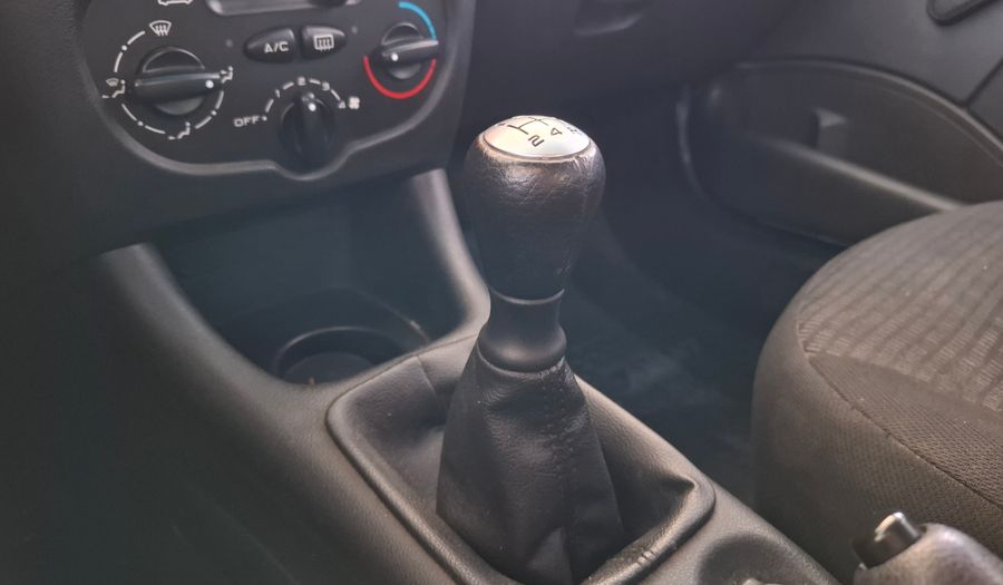 Peugeot 207 1.4 ACTIVE Hatchback 2015