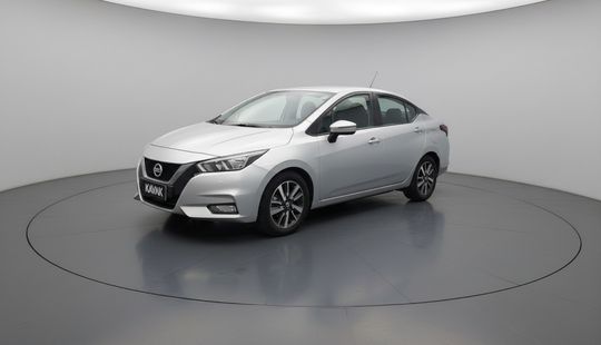 Nissan • Versa