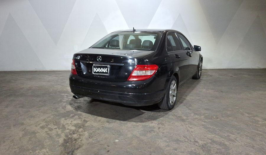 Mercedes Benz Clase C 1.8 180 CGI AT Sedan 2011