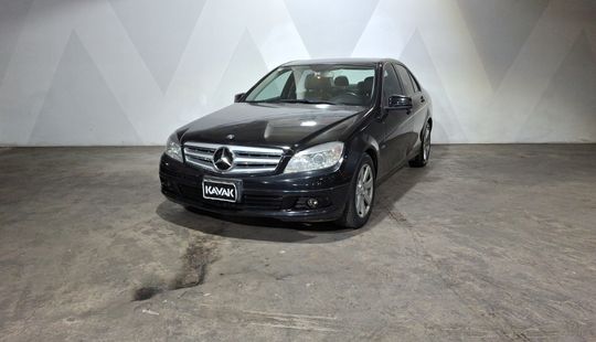 Mercedes Benz • Clase C