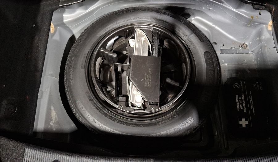 Mercedes Benz Clase C 1.8 180 CGI AT Sedan 2011