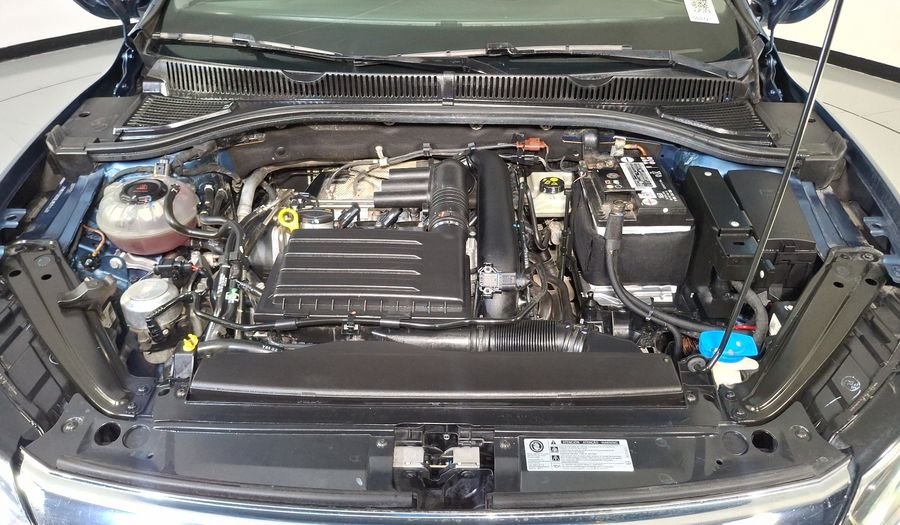 Volkswagen Jetta 1.4 TRENDLINE AUTO Sedan 2020