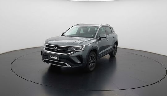 Volkswagen • Taos