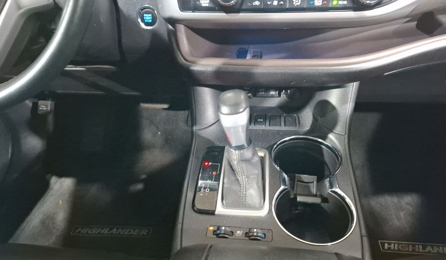 Toyota Highlander 3.5 LIMITED PANORAMA ROOF AT Suv 2017