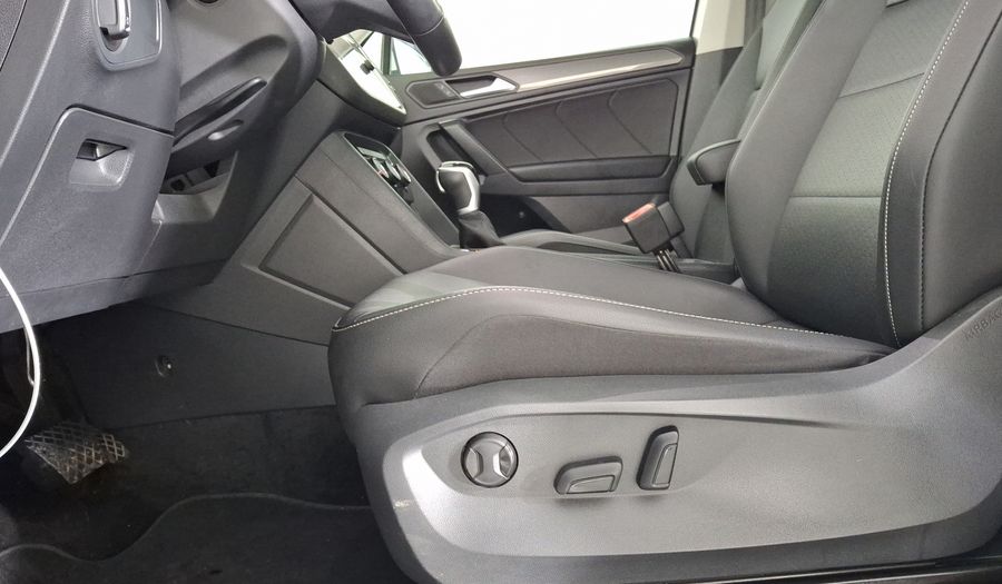 Volkswagen Tiguan 1.4 COMFORTLINE 3 FILA DCT Suv 2023