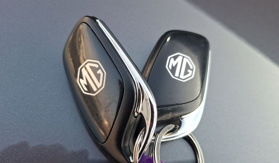Mg Gt 1.5T DLX CVT Sedan 2024