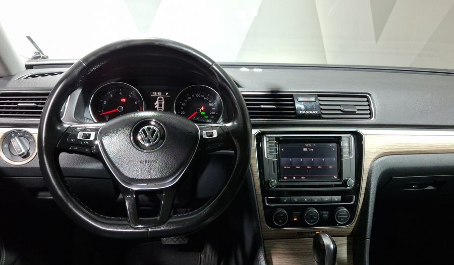 Volkswagen Passat 2.5 HIGHLINE AUTO Sedan 2018