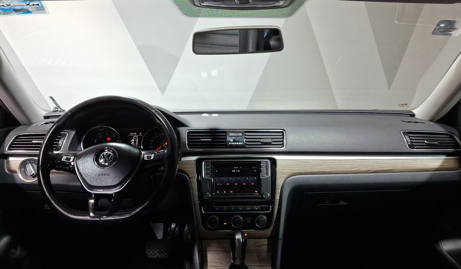 Volkswagen Passat 2.5 HIGHLINE AUTO Sedan 2018