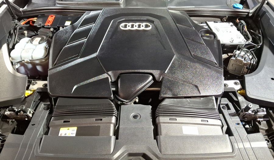 Audi Q8 3.0 MHEV 55 TFSI S LINE AUTO 4WD Suv 2023