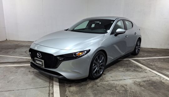 Mazda • Mazda 3