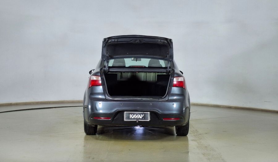 Kia Rio 4 1.2 EX Sedan 2013