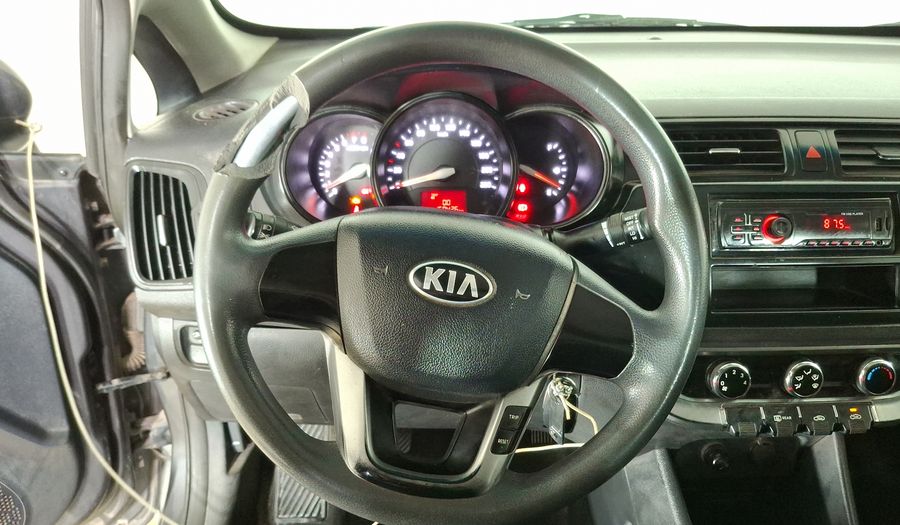 Kia Rio 4 1.2 EX Sedan 2013