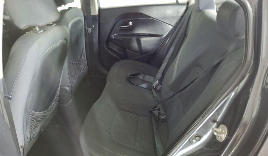 Kia Rio 4 1.2 EX Sedan 2013
