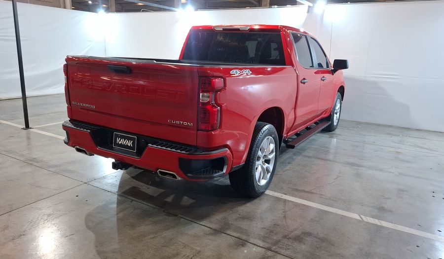 Chevrolet Silverado 1500 5.3 SILVERADO CUSTOM K AUTO 4WD Pickup 2023