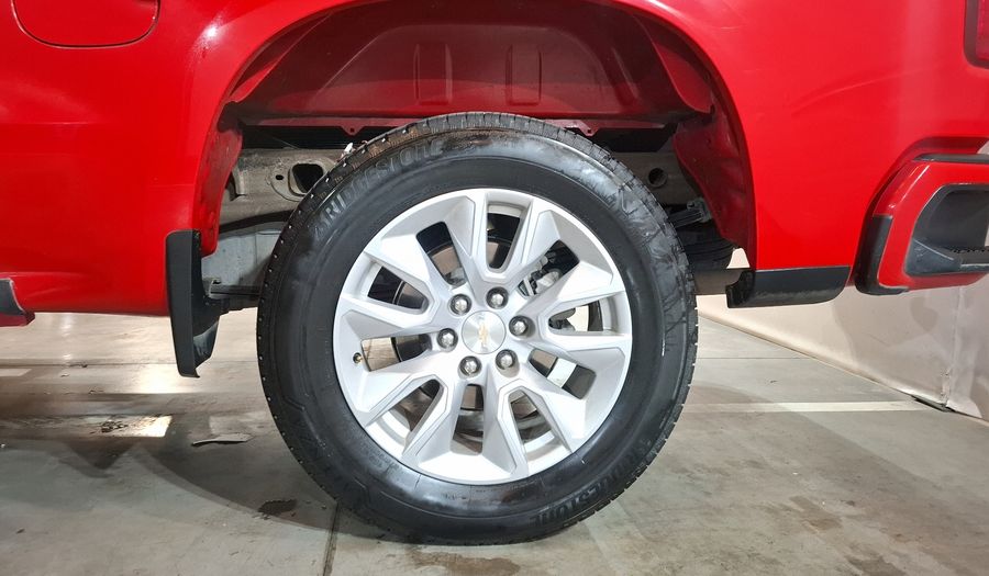 Chevrolet Silverado 1500 5.3 SILVERADO CUSTOM K AUTO 4WD Pickup 2023