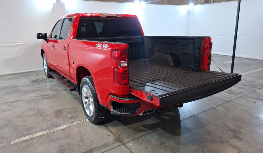 Chevrolet Silverado 1500 5.3 SILVERADO CUSTOM K AUTO 4WD Pickup 2023