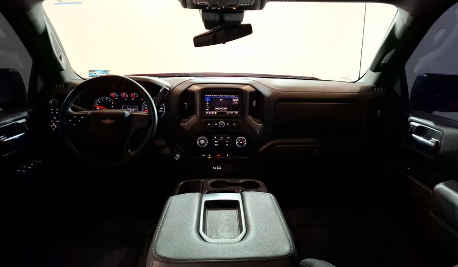 Chevrolet Silverado 1500 5.3 SILVERADO CUSTOM K AUTO 4WD Pickup 2023