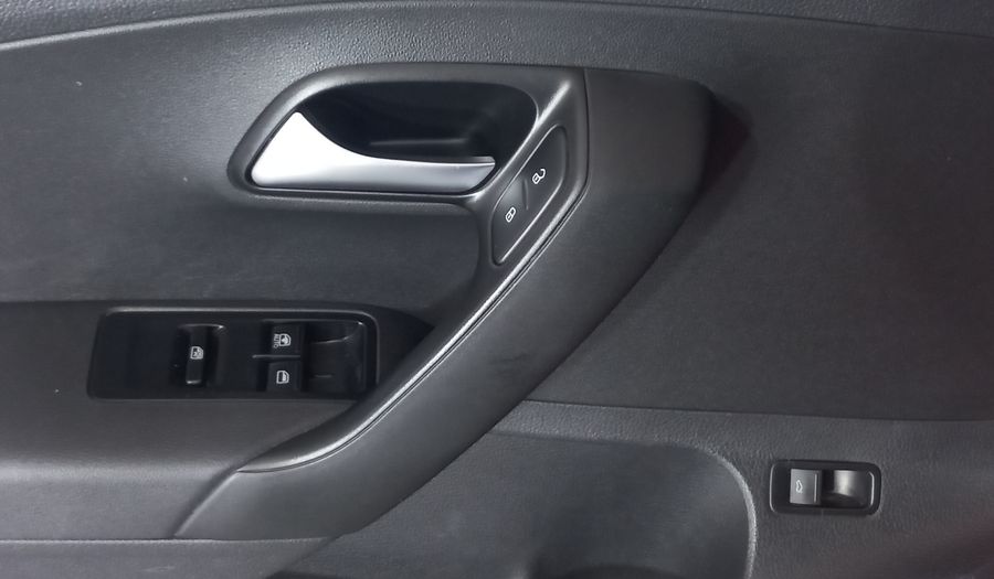 Volkswagen Vento 1.6 ACTIVE TIPTRONIC Sedan 2014