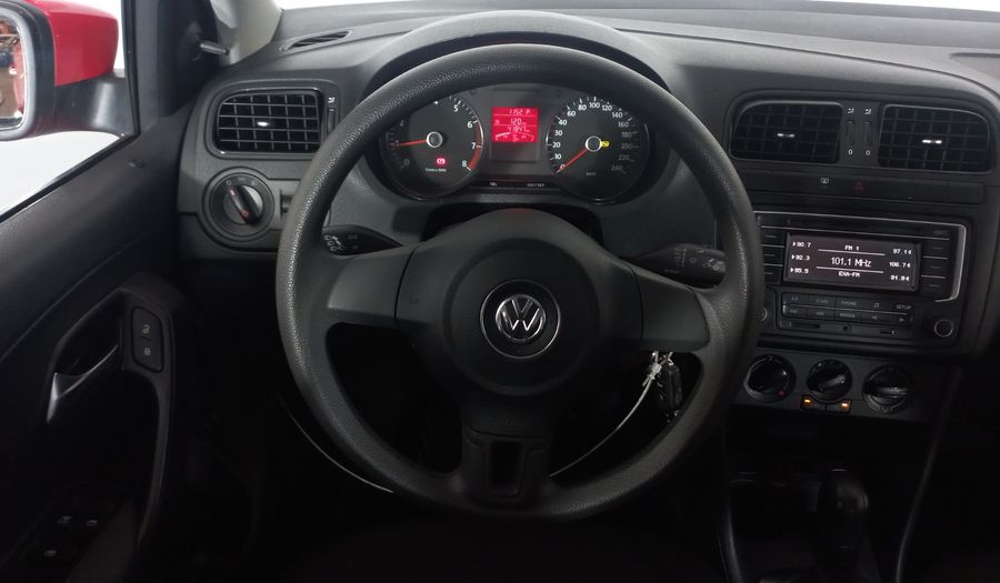 Volkswagen Vento 1.6 ACTIVE TIPTRONIC Sedan 2014