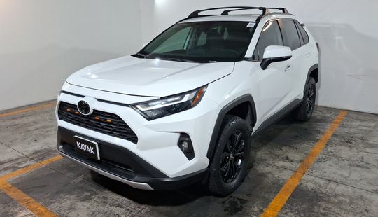 Toyota • RAV4